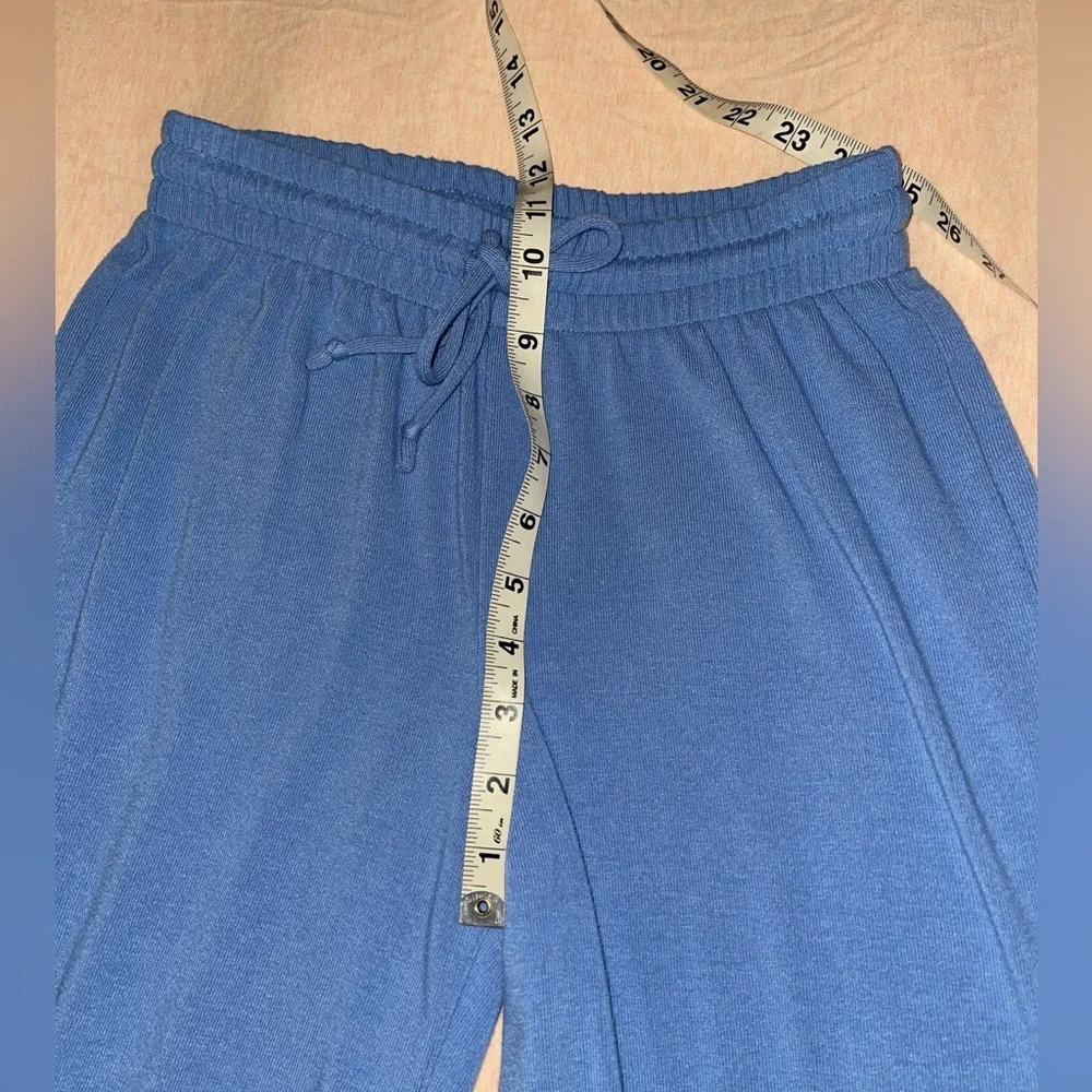 Aritzia Wilfred Free Lounge Sweatpants (Azurine Blue) (with matching top) - Picture 7 of 16
